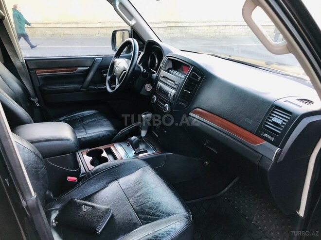 Mitsubishi Pajero 2007, 143,000 km - 3.0 l - Bakı
