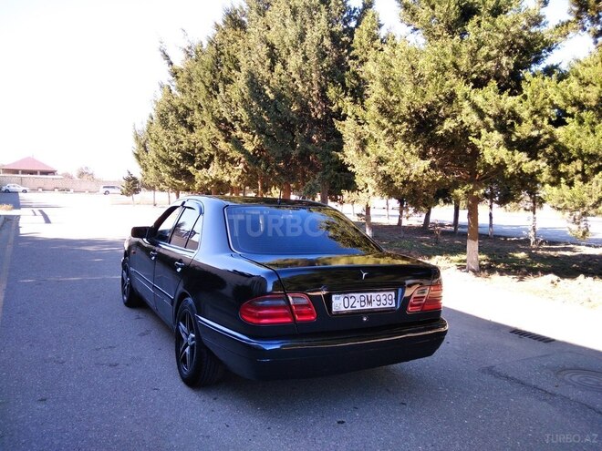 Mercedes E 220 1996, 580,690 km - 2.2 l - Sumqayıt