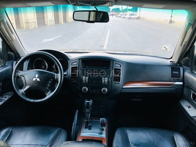 Mitsubishi Pajero 2007, 143,000 km - 3.0 l - Bakı