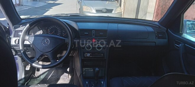Mercedes C 240 1999, 220,000 km - 2.4 l - Bakı