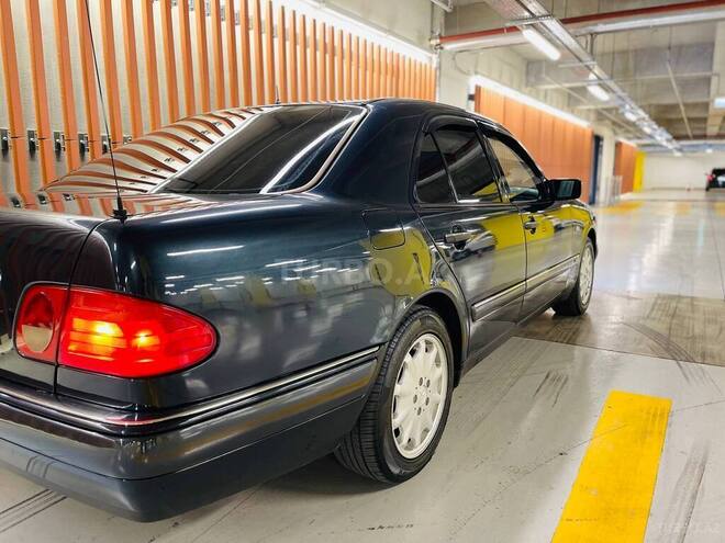 Mercedes E 240 1998, 358,000 km - 2.4 l - Gəncə
