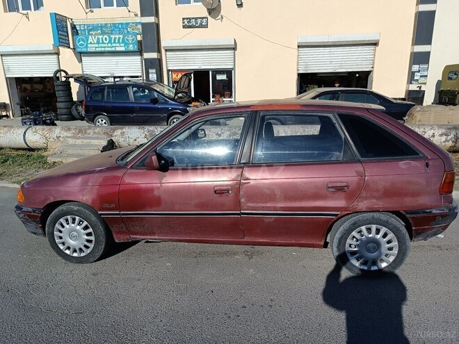 Opel Astra 1993, 109,090 km - 1.6 l - Sumqayıt