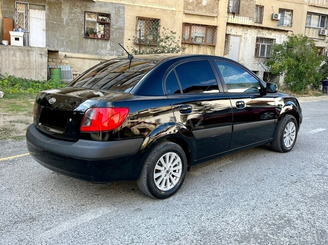 Kia Rio 2006, 290,000 km - 1.6 l - Bakı