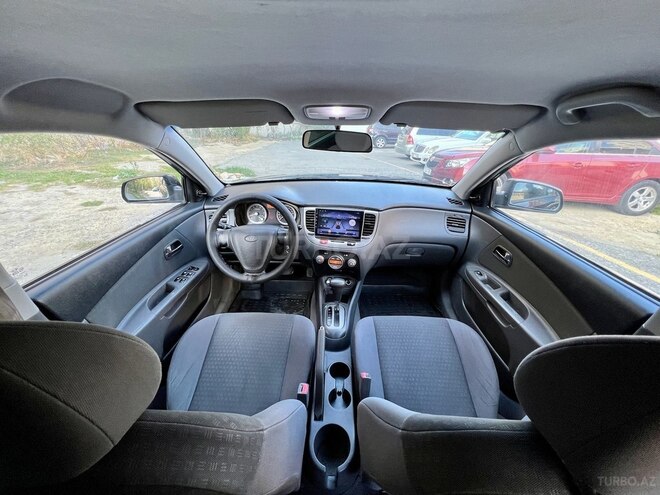 Kia Rio 2006, 290,000 km - 1.6 l - Bakı