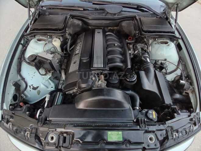 BMW 523 1998, 300,000 km - 2.5 l - Bakı