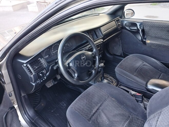 Opel Vectra 1996, 228,000 km - 1.8 l - Bakı