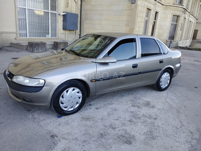 Opel Vectra 1996, 228,000 km - 1.8 l - Bakı