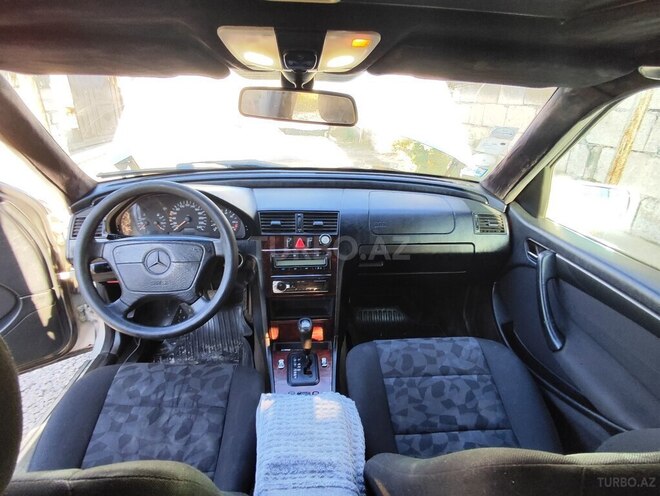 Mercedes C 180 1997, 325,000 km - 1.8 л - Bakı