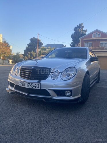 Mercedes E 240 2002, 233,000 km - 2.6 л - Bakı