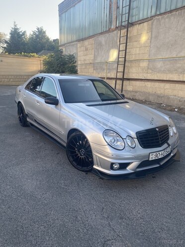 Mercedes E 240 2002, 233,000 km - 2.6 л - Bakı