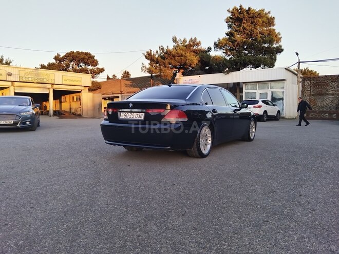 BMW 745 2002, 28,000 km - 4.4 л - Bakı