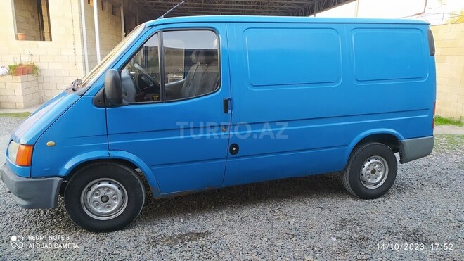 Ford Transit 2001, 150,000 km - 2.5 l - Sabirabad