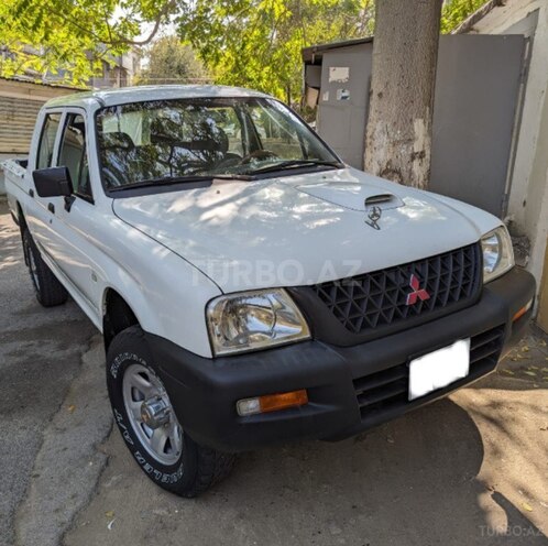 Mitsubishi L200 2004, 206,000 km - 2.5 l - Bakı