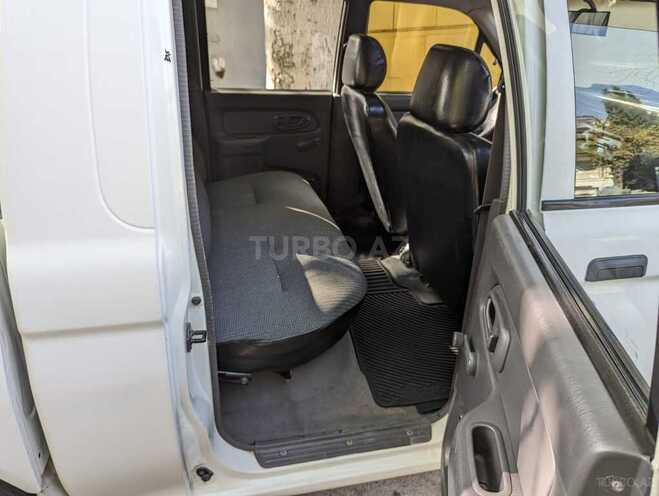 Mitsubishi L200 2004, 206,000 km - 2.5 l - Bakı