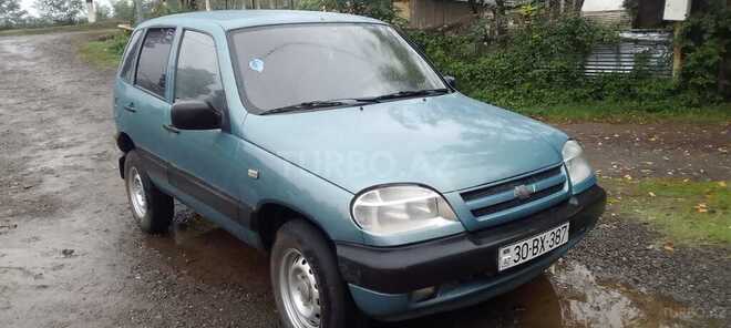 Chevrolet Niva 2005, 215,000 km - 1.6 l - Lerik