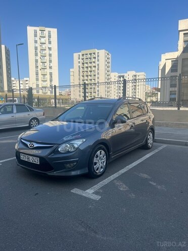 Hyundai i30 2010, 296,000 km - 1.6 l - Bakı