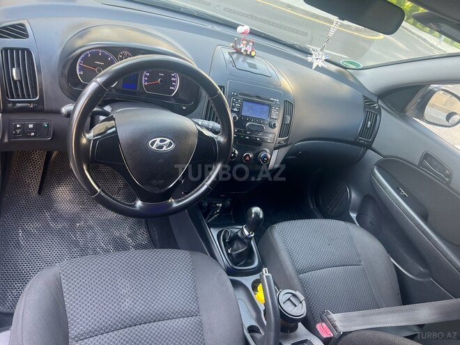 Hyundai i30 2010, 296,000 km - 1.6 l - Bakı
