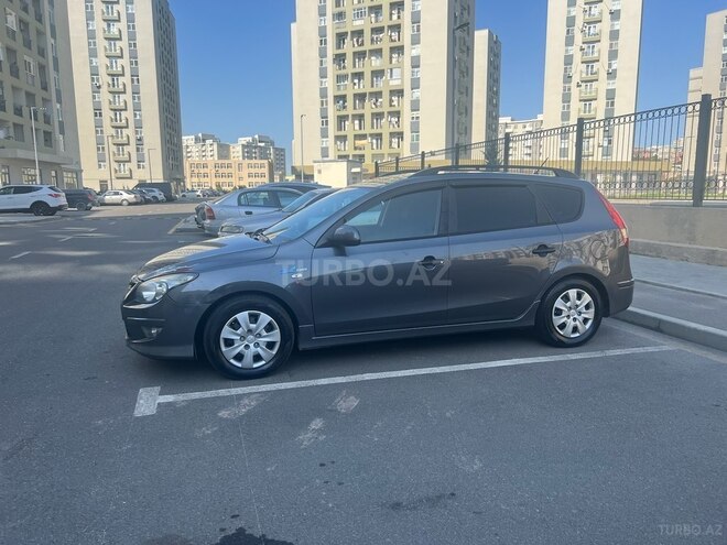 Hyundai i30 2010, 296,000 km - 1.6 l - Bakı