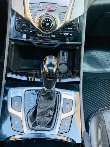 Hyundai Grandeur 2011, 189,562 km - 2.4 l - Bakı