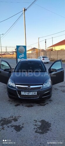 Opel Astra 2010, 236,000 km - 1.4 l - Bakı
