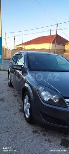 Opel Astra 2010, 236,000 km - 1.4 l - Bakı