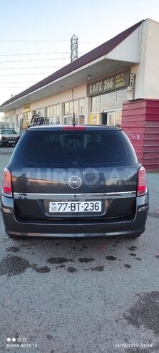 Opel Astra 2010, 236,000 km - 1.4 l - Bakı