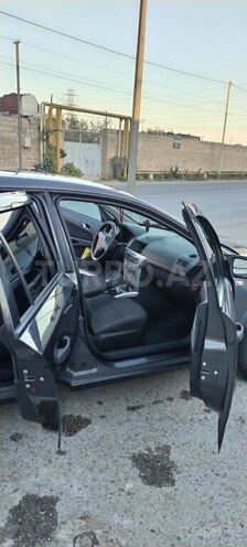 Opel Astra 2010, 236,000 km - 1.4 l - Bakı