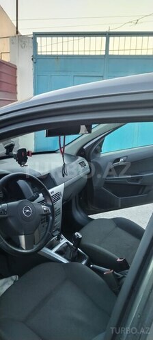 Opel Astra 2010, 236,000 km - 1.4 l - Bakı