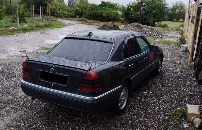 Mercedes C 180 1994, 33,330 km - 1.8 l - Bakı