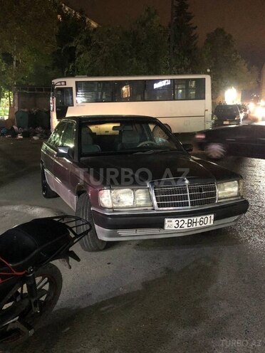 Mercedes 190 1990, 289,000 km - 2.0 l - Bakı