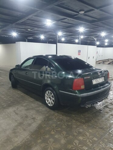 Volkswagen Passat 1998, 156,500 km - 1.6 l - Gəncə