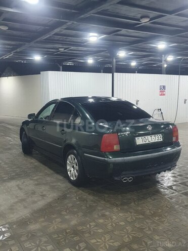 Volkswagen Passat 1998, 156,500 km - 1.6 l - Gəncə