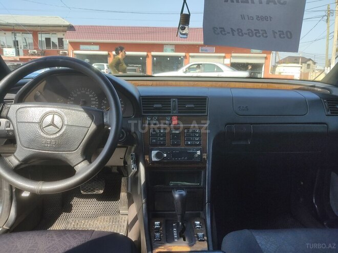 Mercedes C 220 1995, 331,350 km - 2.2 л - Lənkəran