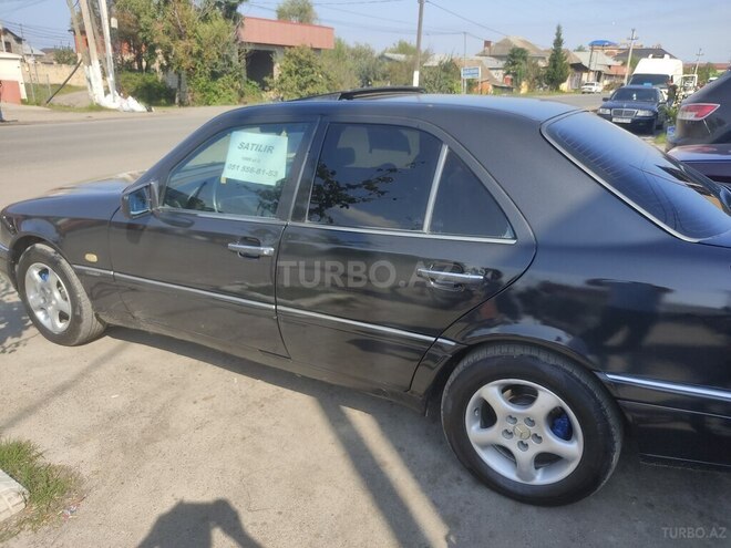 Mercedes C 220 1995, 331,350 km - 2.2 л - Lənkəran