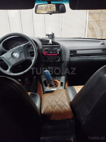 BMW 320 1993, 495,620 km - 2.0 l - Bakı