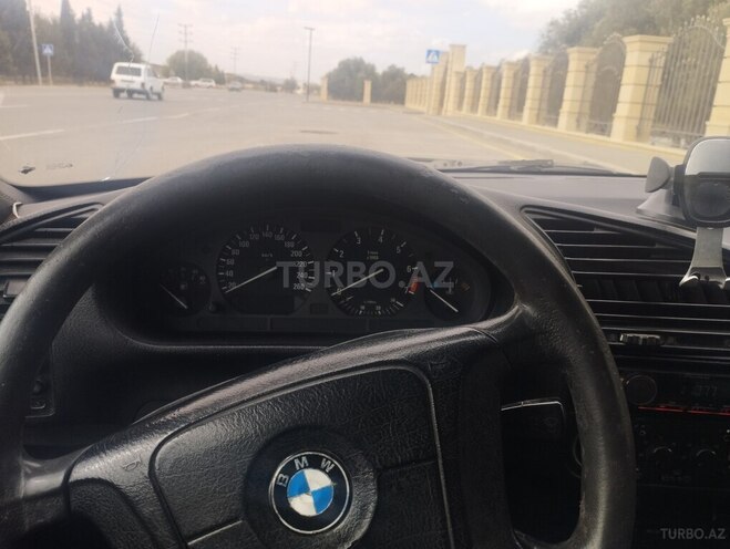 BMW 320 1993, 495,620 km - 2.0 l - Bakı