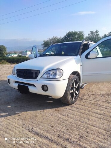 Mercedes ML 320 2004, 225,000 km - 3.2 l - Mingəçevir