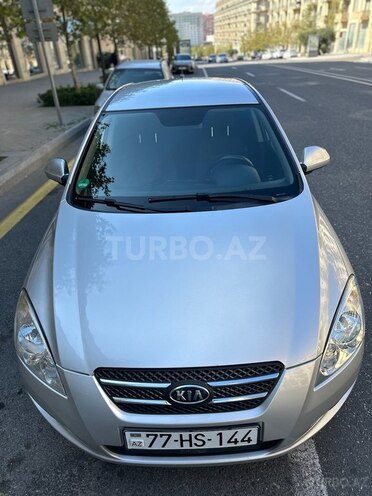 Kia Ceed 2009, 136,000 km - 1.6 l - Bakı