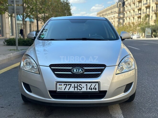 Kia Ceed 2009, 136,000 km - 1.6 l - Bakı