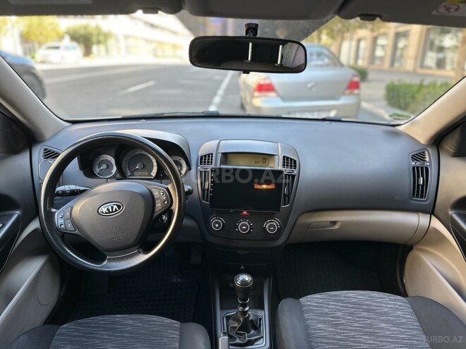 Kia Ceed 2009, 136,000 km - 1.6 l - Bakı