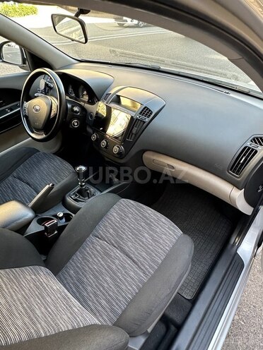 Kia Ceed 2009, 136,000 km - 1.6 l - Bakı