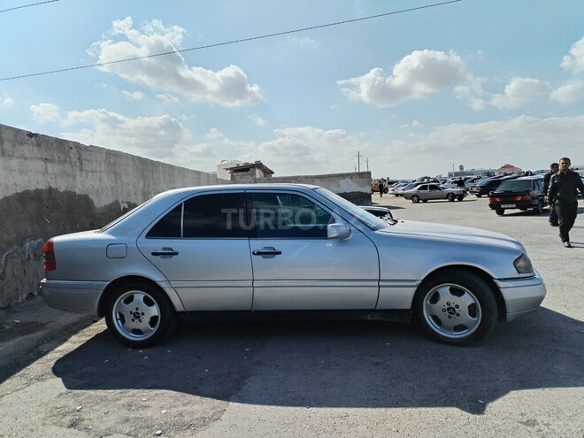 Mercedes C 220 1994, 420,000 km - 2.2 l - Bakı