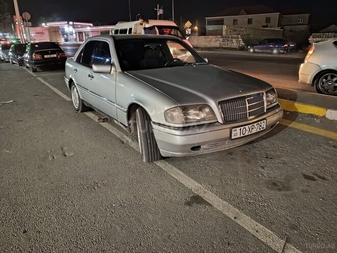 Mercedes C 220 1994, 420,000 km - 2.2 l - Bakı