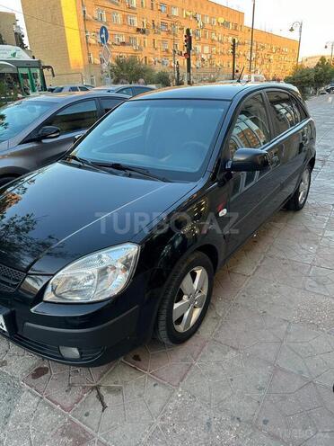 Kia Rio 2006, 215,000 km - 1.4 l - Bakı