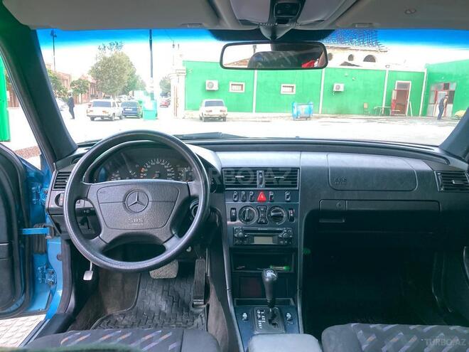 Mercedes C 180 1999, 193,000 km - 1.8 l - Gəncə