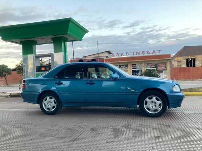 Mercedes C 180 1999, 193,000 km - 1.8 l - Gəncə