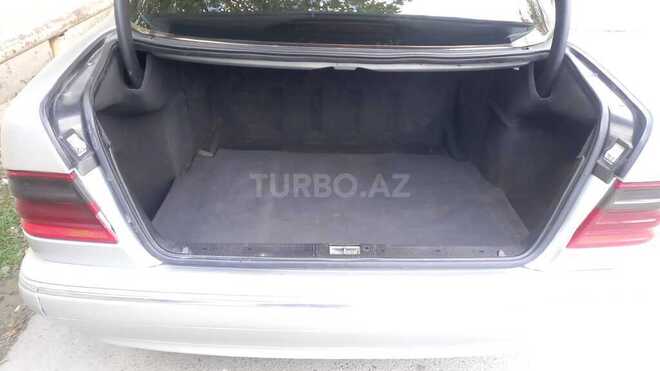 Mercedes E 220 2001, 456,886 km - 2.2 л - Bakı
