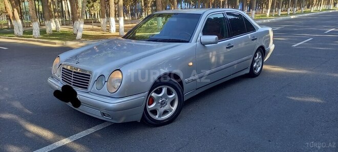 Mercedes E 240 1999, 214,745 km - 2.4 l - Sumqayıt