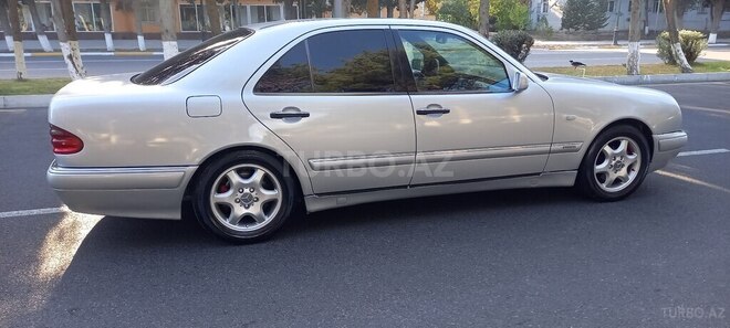 Mercedes E 240 1999, 214,745 km - 2.4 l - Sumqayıt