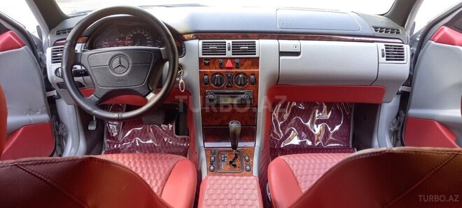 Mercedes E 240 1999, 214,745 km - 2.4 l - Sumqayıt